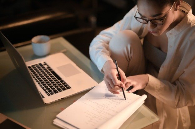 Your PhD, Your Legacy: Writing a Stellar Thesis with Our Expert Guidance!